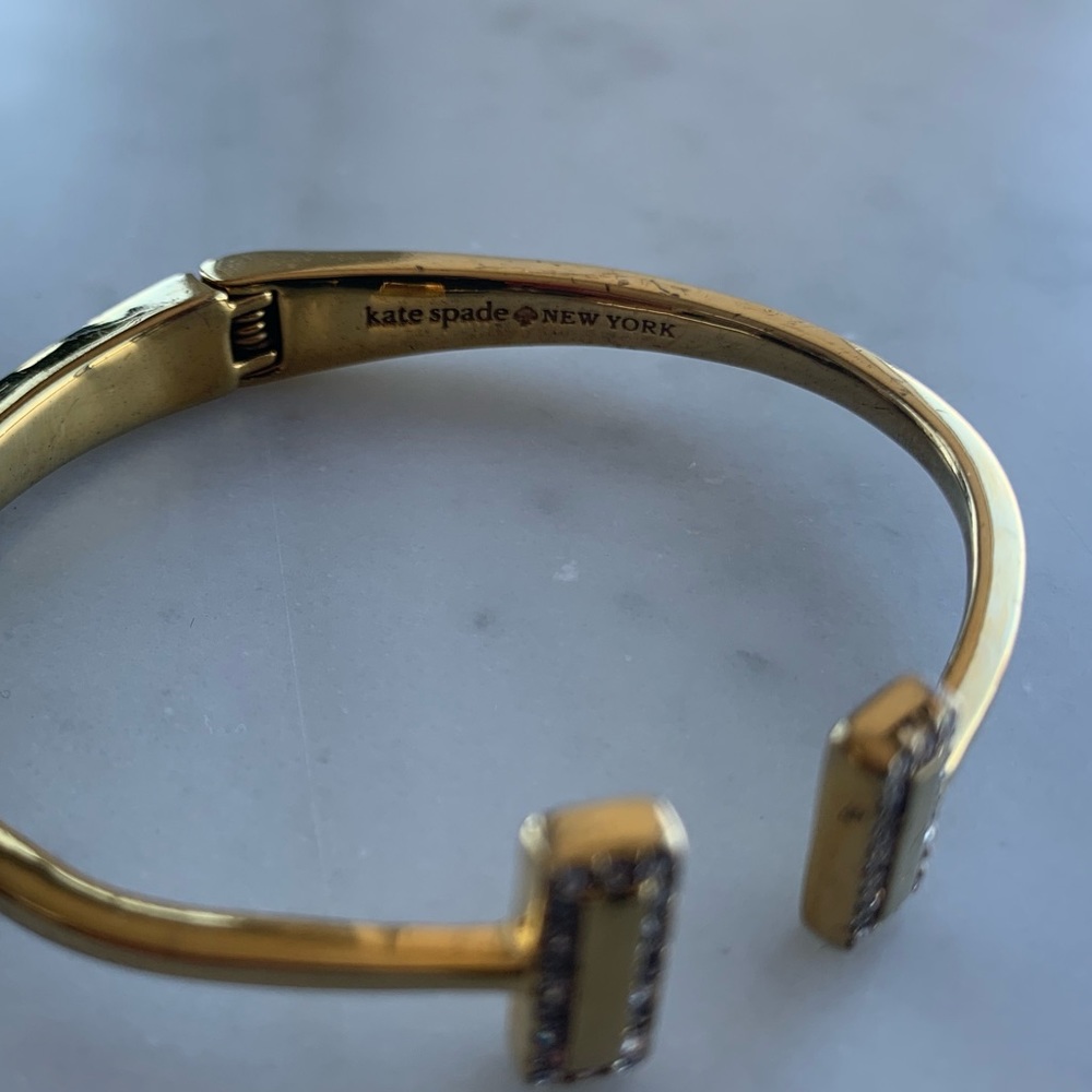 Kate Spade “Timeless” bracket - Picture 3 of 3